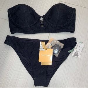 US8 Black Bond-eye swim set